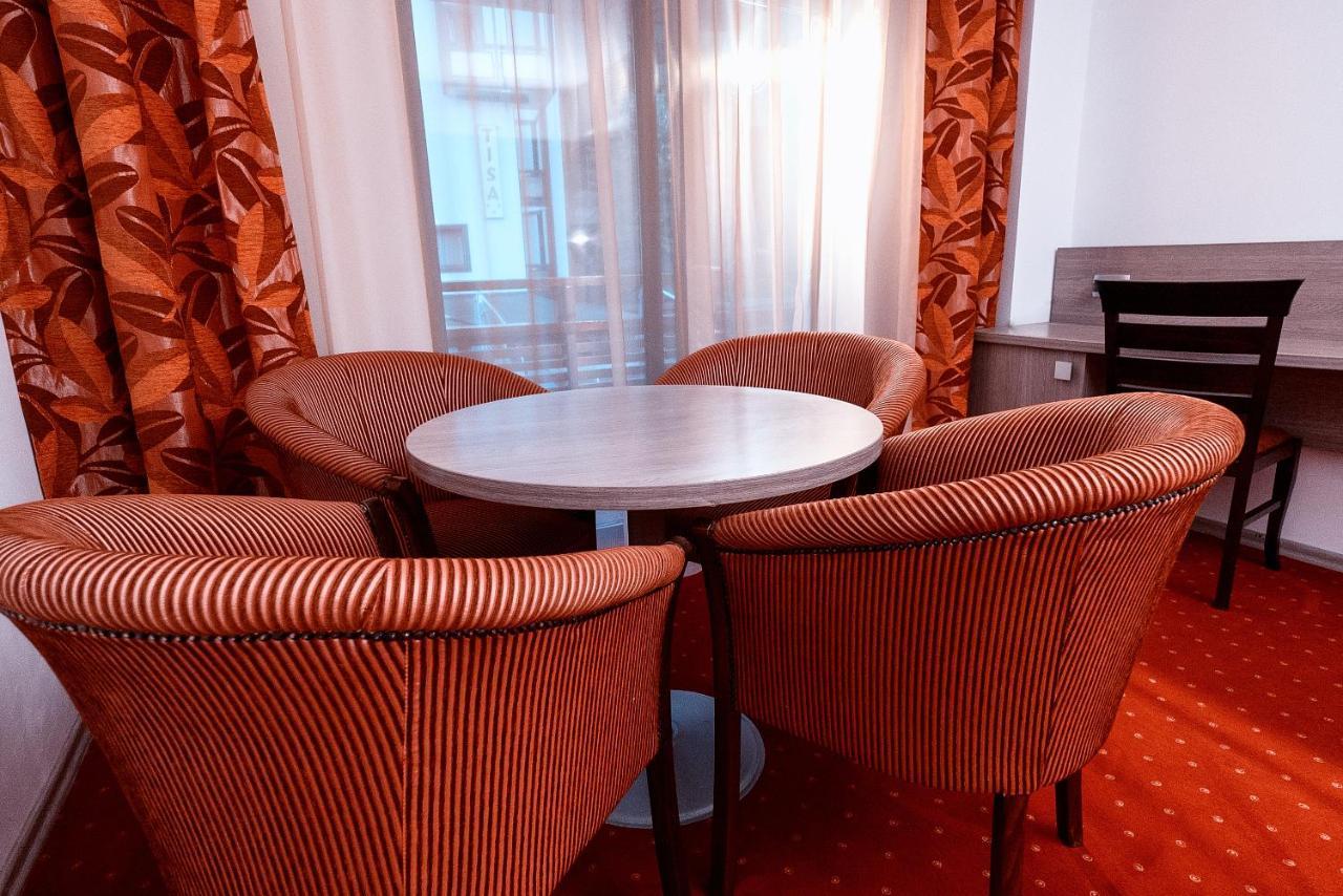 Hotel Tisa Băile Olăneşti Εξωτερικό φωτογραφία