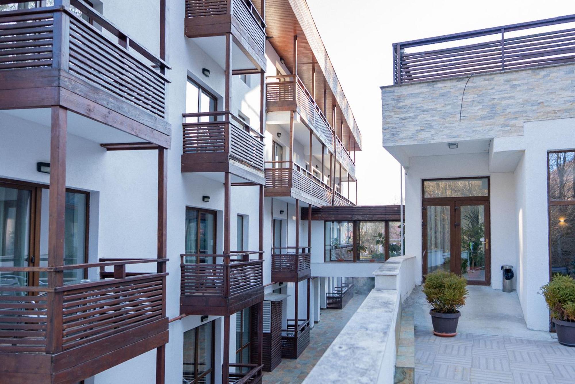 Hotel Tisa Băile Olăneşti Εξωτερικό φωτογραφία