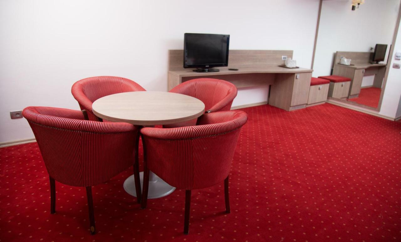 Hotel Tisa Băile Olăneşti Εξωτερικό φωτογραφία